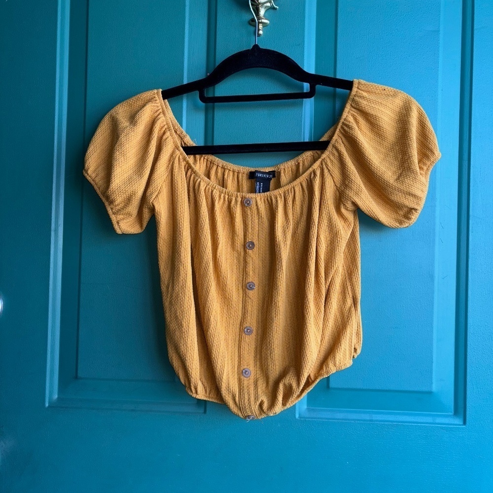 Forever 21 medium mustard yellow summer top